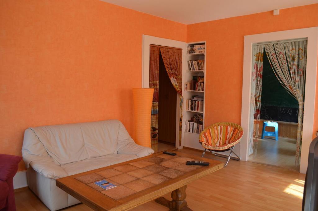 Chambres D'Hotes Le Passiflore Les Brenets Exteriör bild